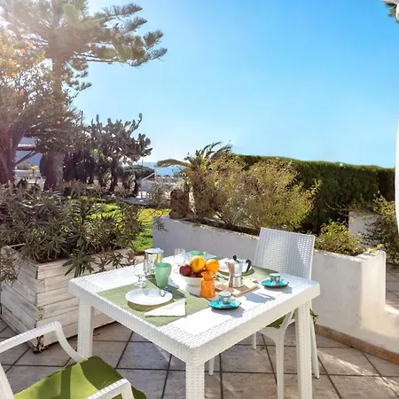 Ravino Secret Retreat Apart-hotel 2*
