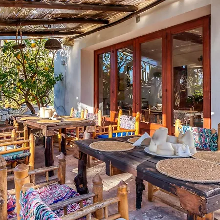 Ravino Secret Retreat Aparthotel