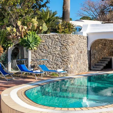 Ravino Secret Retreat Hotel apartamentowy 4*